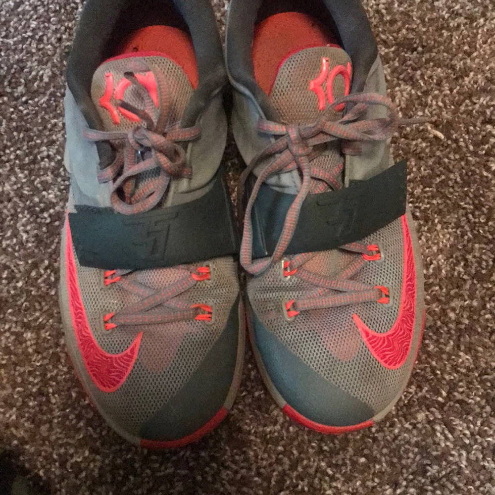 Pink and Grey KDs